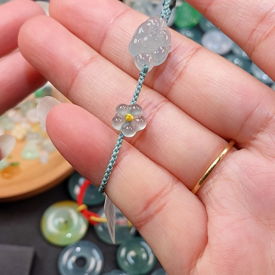 翡翠未镶嵌颈饰莲花➕小花手绳15