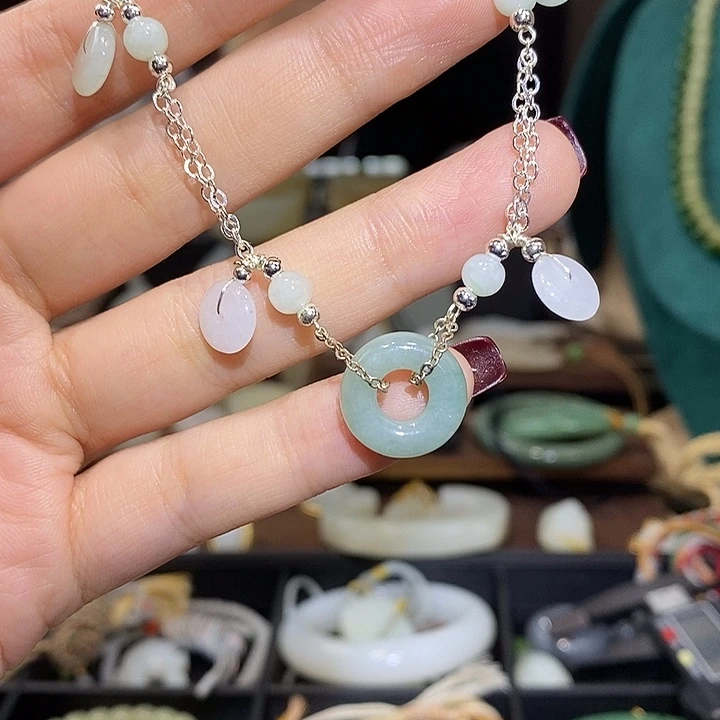 和田玉未镶嵌手链