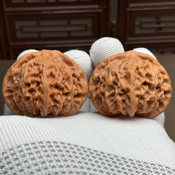 精选老款宫灯狮子头，边47肚43高38，老款桃心桩宫灯，一物一图全品