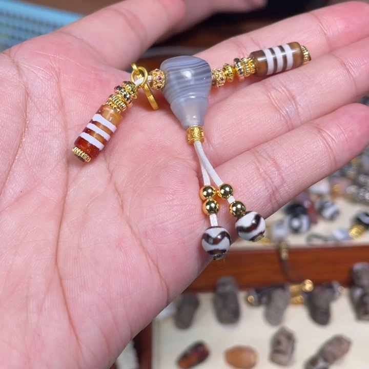 玛瑙/玉髓未镶嵌颈饰25