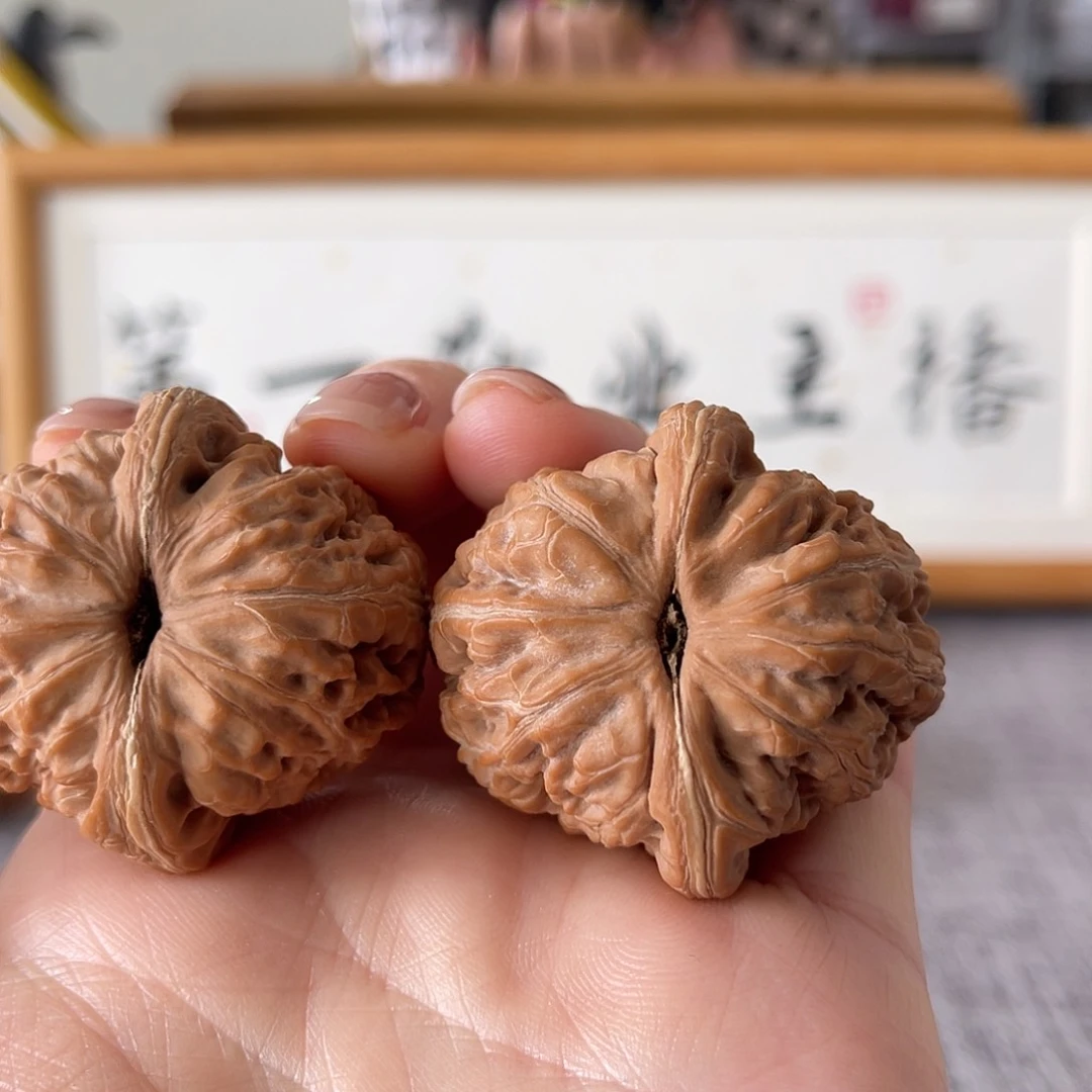 文玩核桃吊坠夜***门42元宝