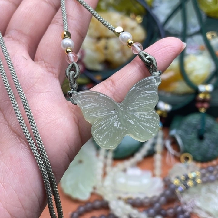 岫玉未镶嵌吊坠毛衣链锁骨链