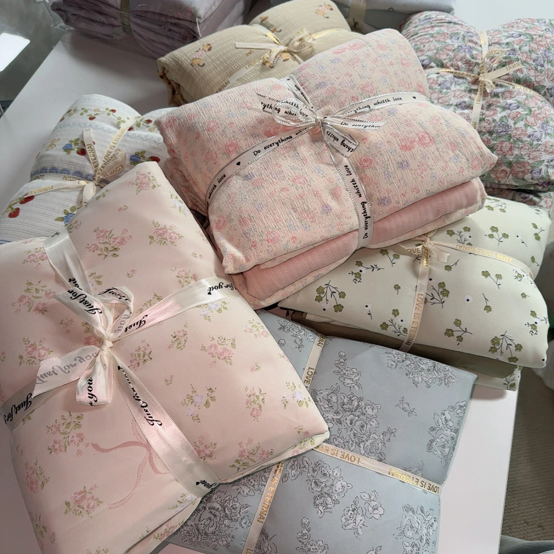 YS【随机发A类皱皱纱水洗棉可爱透气四件套】（30天免费试睡）