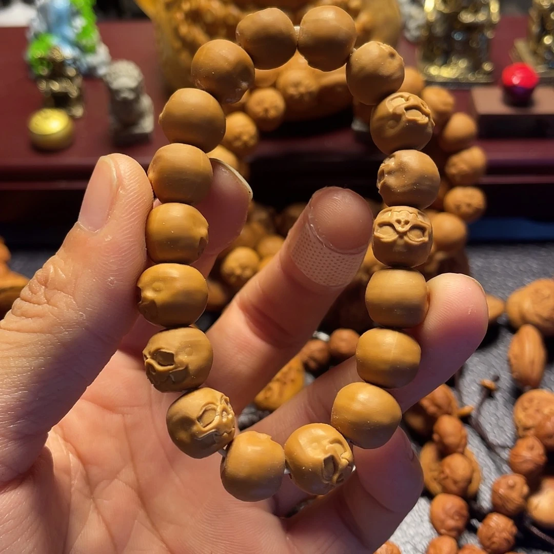 猴头核桃雕刻瑕疵骷髅头