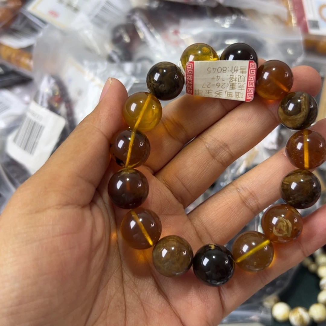 未镶嵌琥珀珠宝奇石643