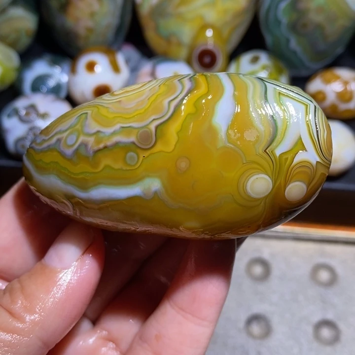 未镶嵌玛瑙/玉髓珠宝半成品134