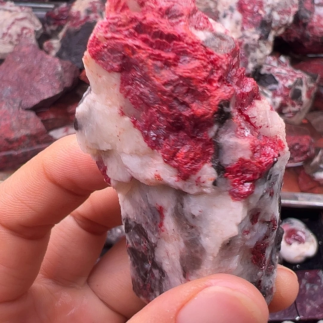 朱***收天然辰砂天然原矿朱砂