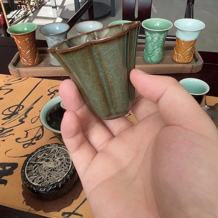 琉璃手工艺品龙泉青瓷杯子