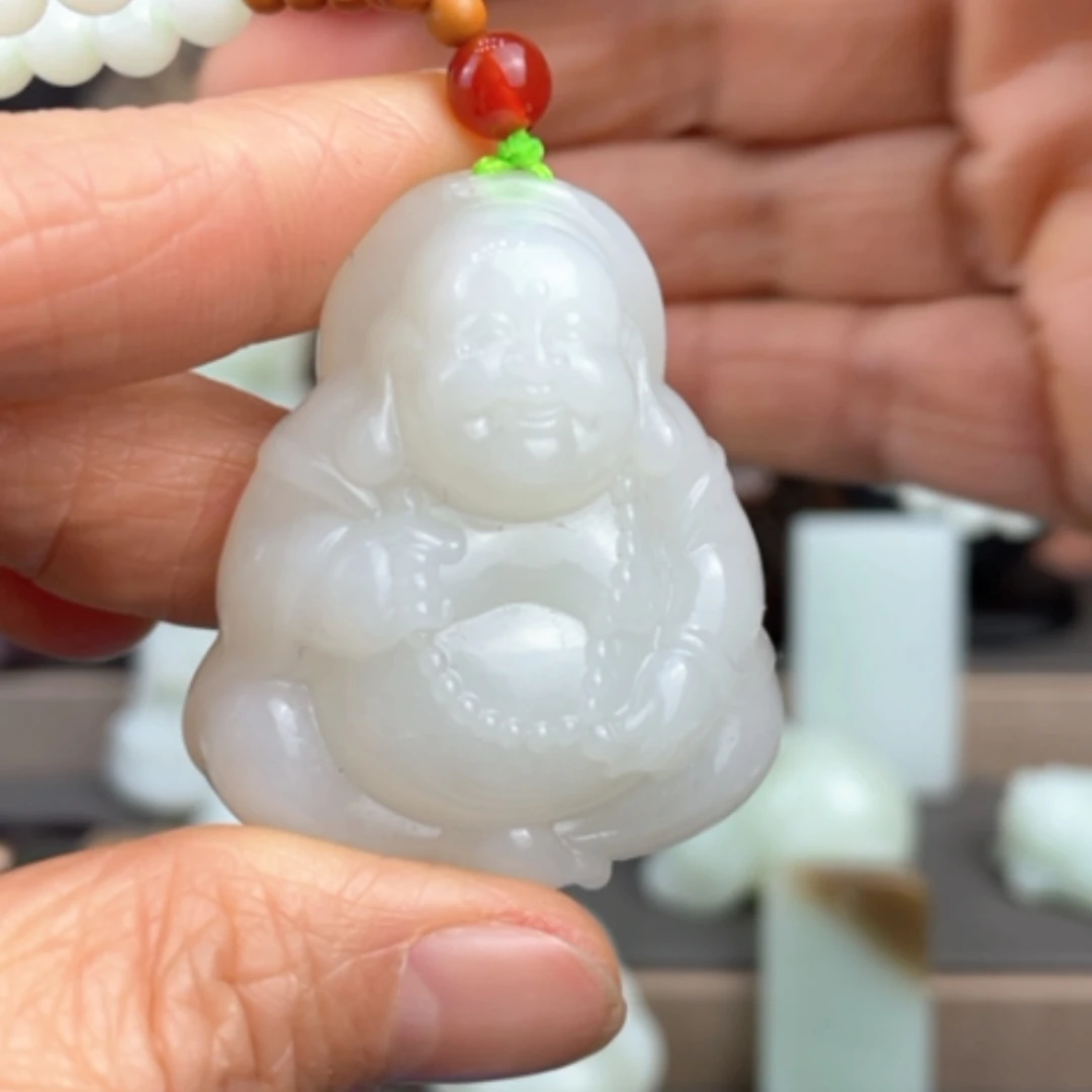 【闪购商品】颈饰未镶嵌和田玉