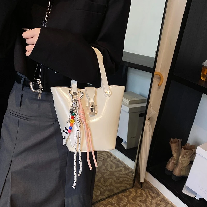 单肩包经典百搭女士斜跨时尚韩版洋气 休闲简约ins通勤 1585米白