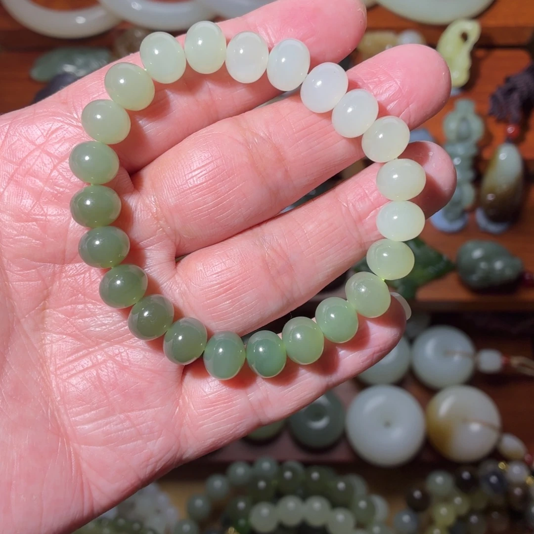 和田玉未镶嵌手串