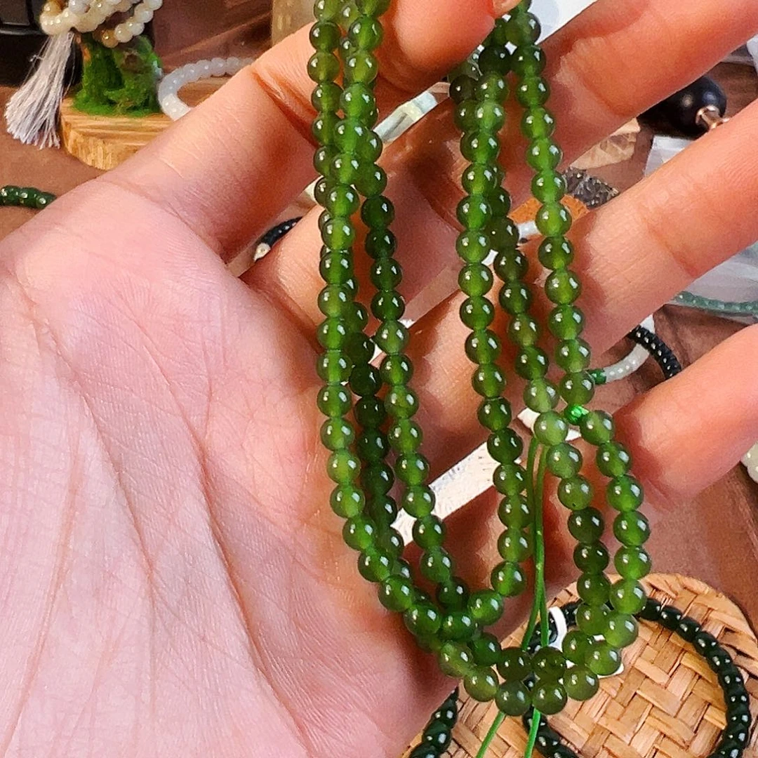 和田玉未镶嵌手串