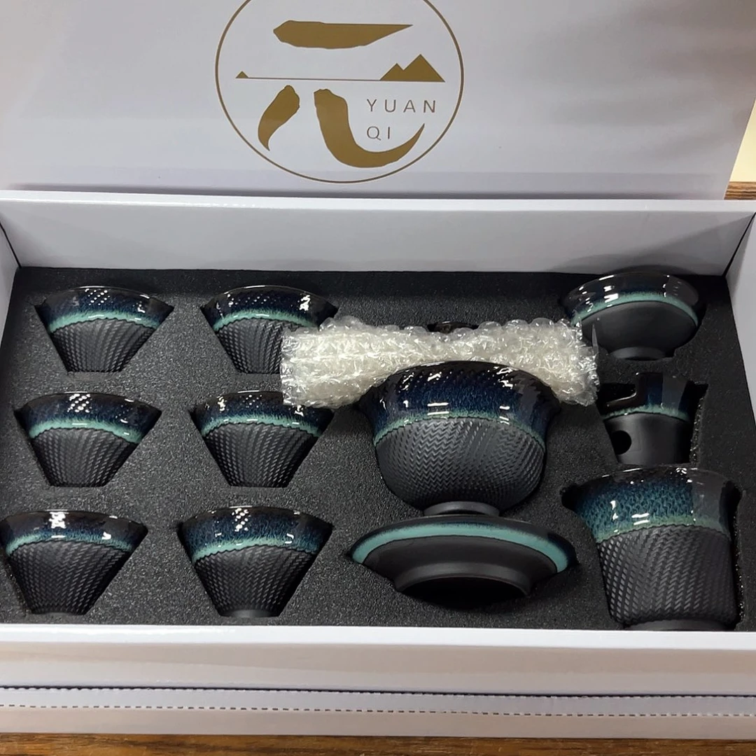 孤品茶具套装等。