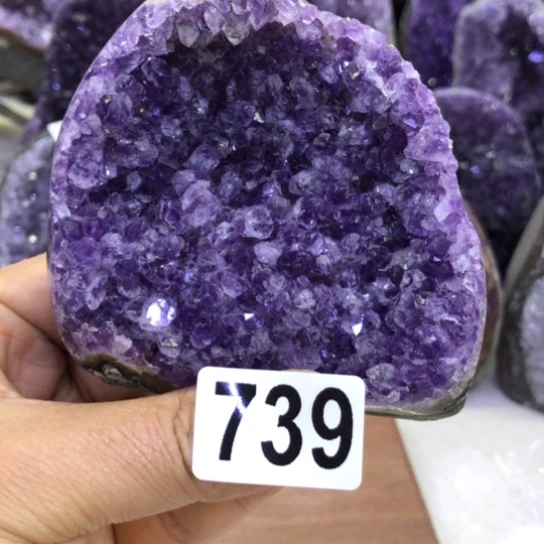 紫晶天然水晶摆件未镶嵌