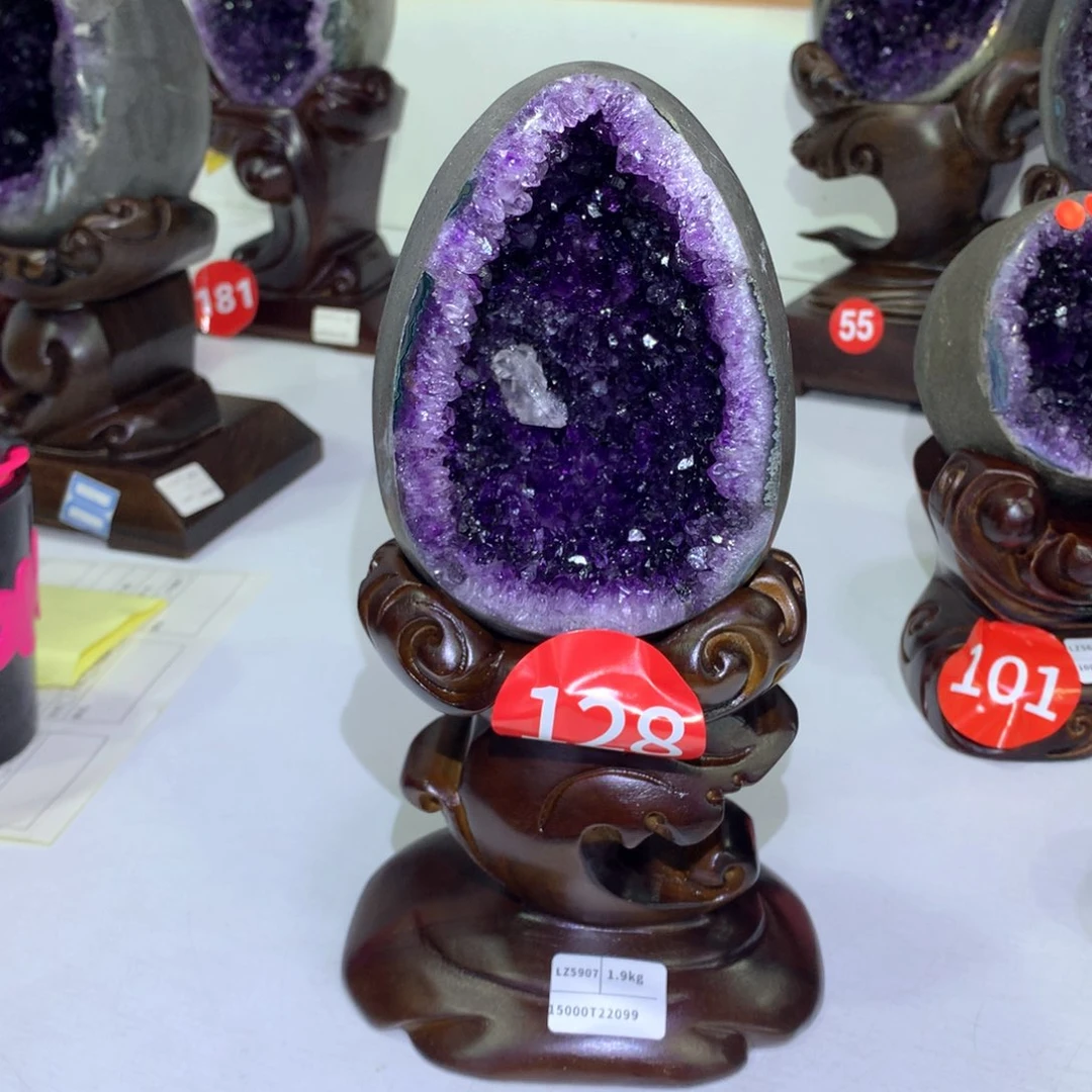 紫晶大型摆件（非配饰）未镶嵌