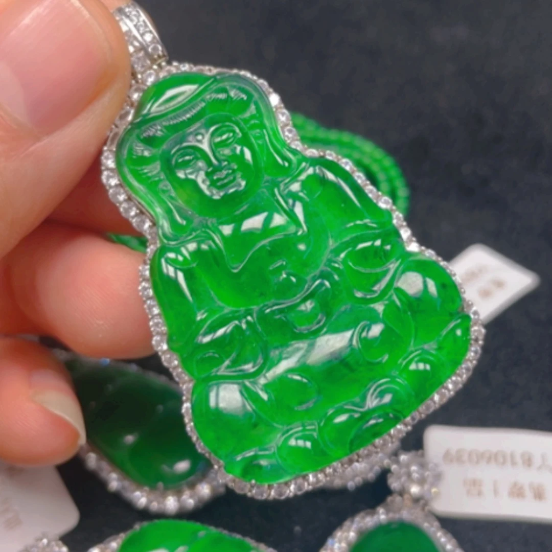 【闪购商品】颈饰银S925镶嵌翡翠吊坠