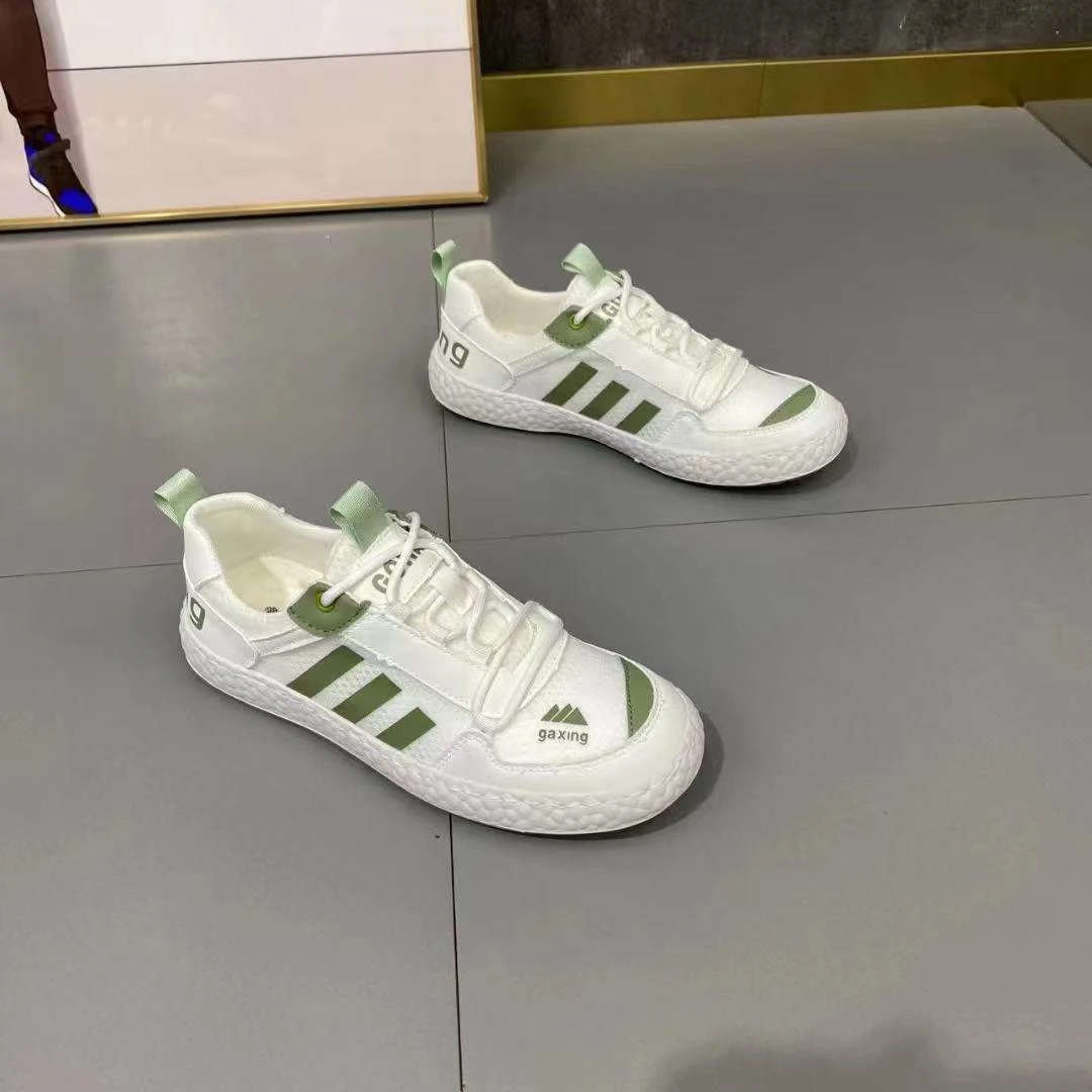 潮牌男鞋新款轻便软底休闲鞋网红款平底高级感男士夏季透气网面鞋