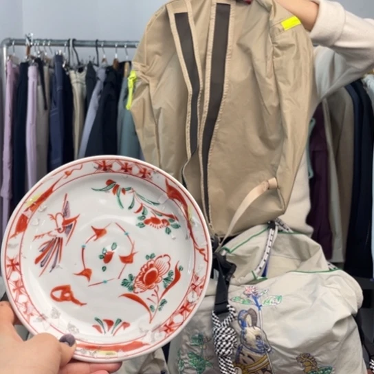 瓷片15升。。。。。。。。。。。。。。。。。