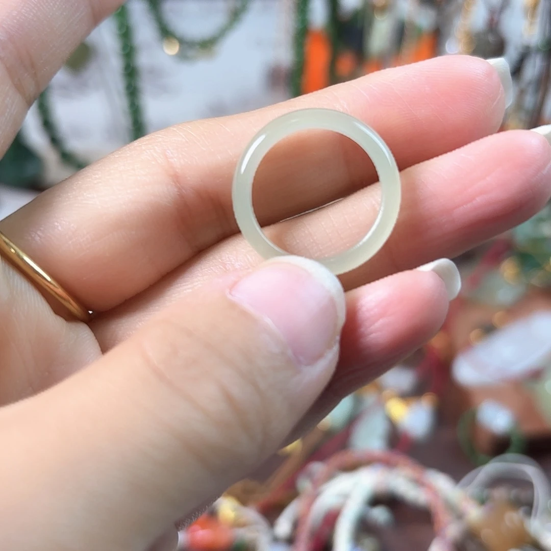 和田玉未镶嵌戒指17.2浅晴戒圈