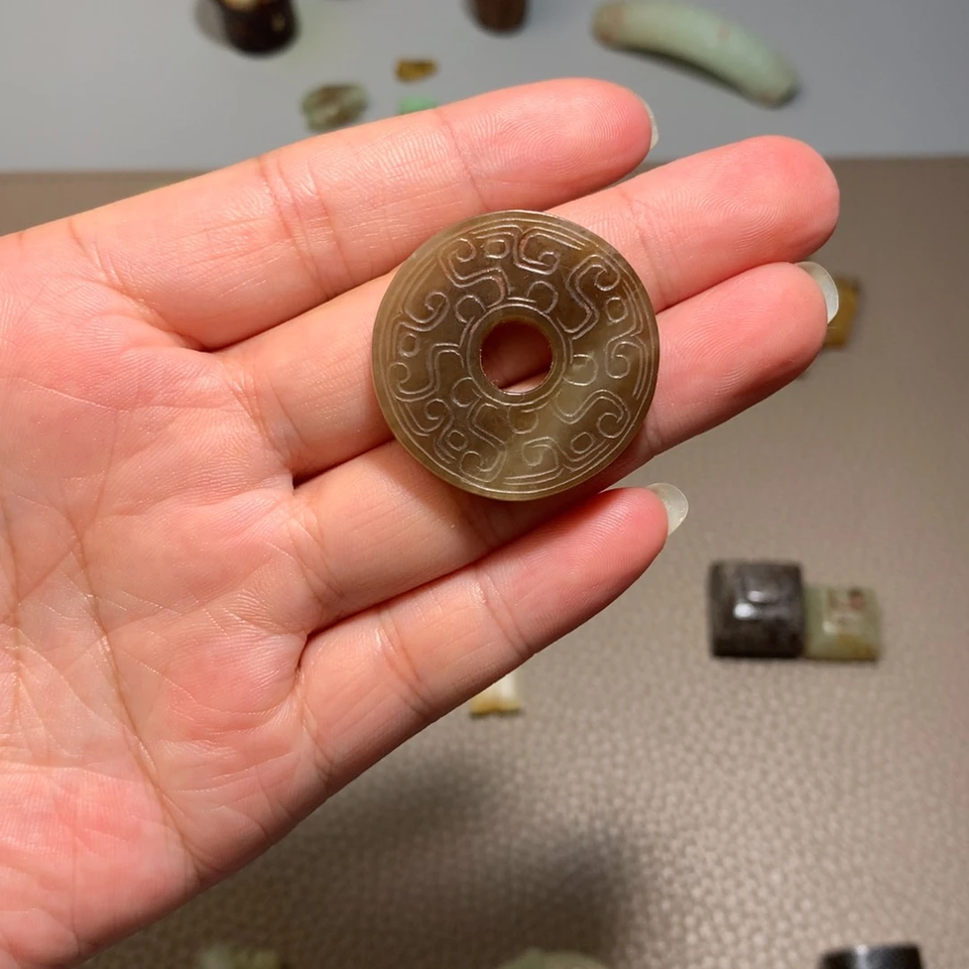 和田玉（糖玉）未镶嵌颈饰南*雨