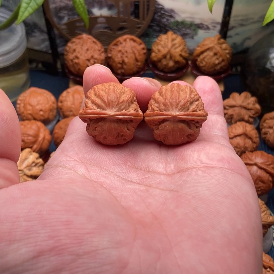 文玩核桃把件麒麟墩