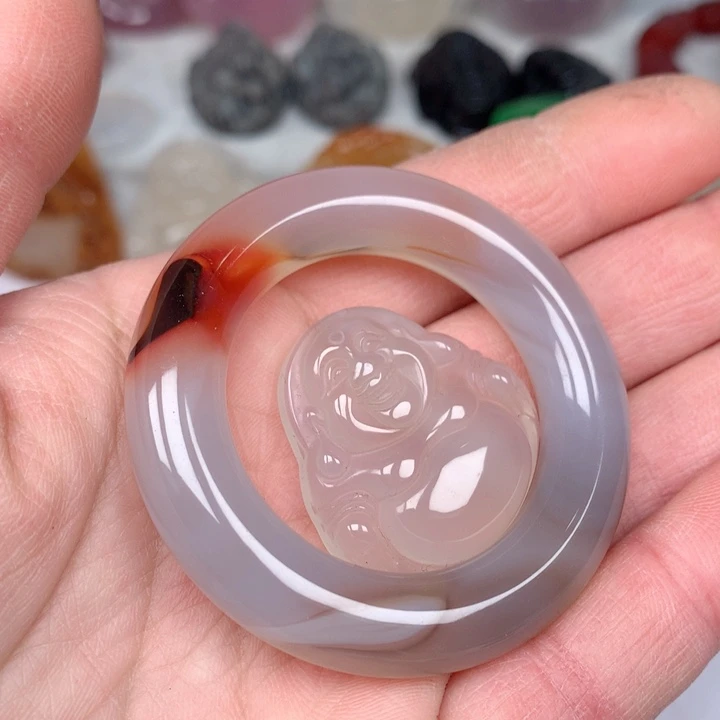 玛瑙/玉髓颈饰未镶嵌宝***包