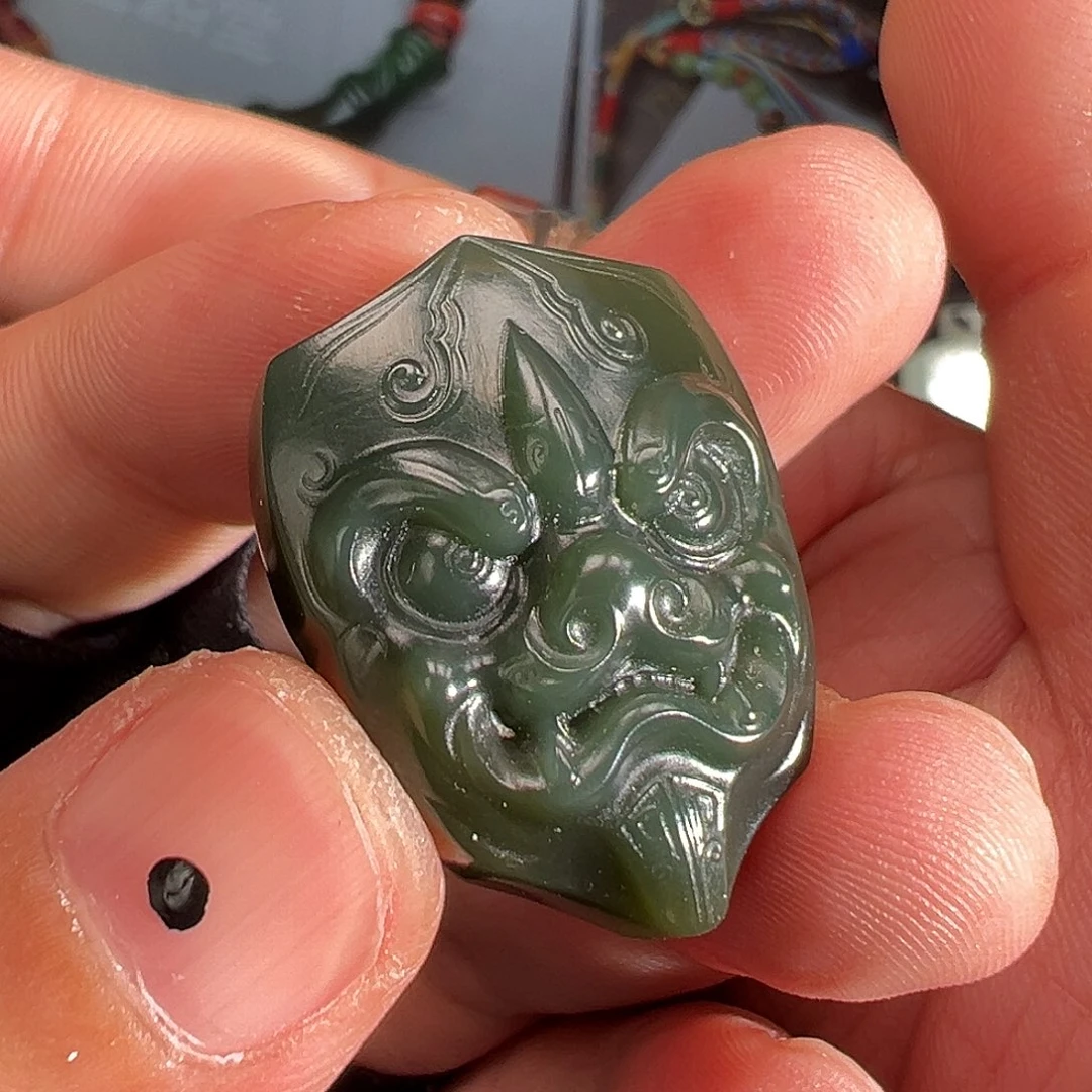 和田玉未镶嵌颈饰玉炁堂手工精雕貔貅兽面且末料飘糖特细