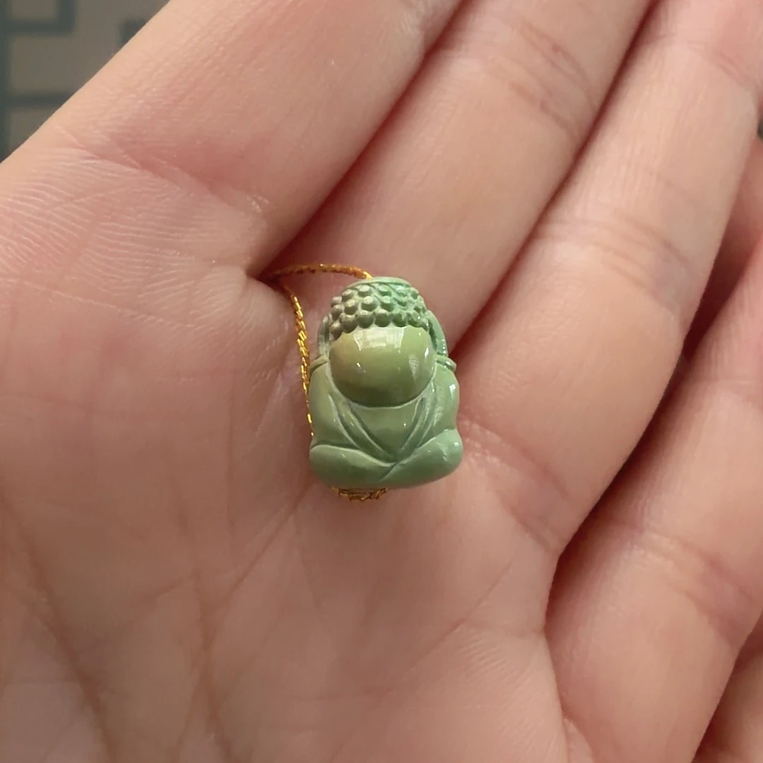 绿松石未镶嵌颈饰