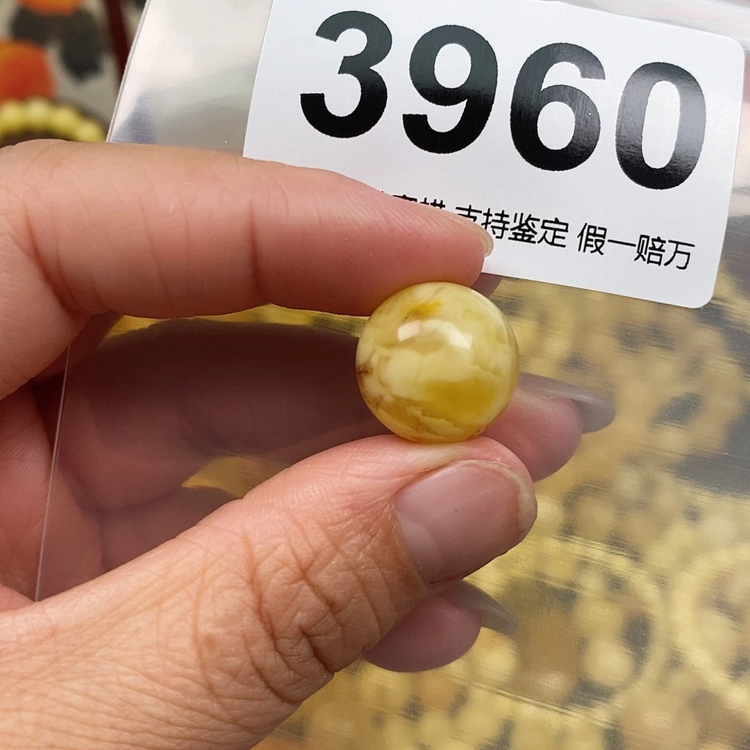 琥珀未镶嵌珠宝奇石16