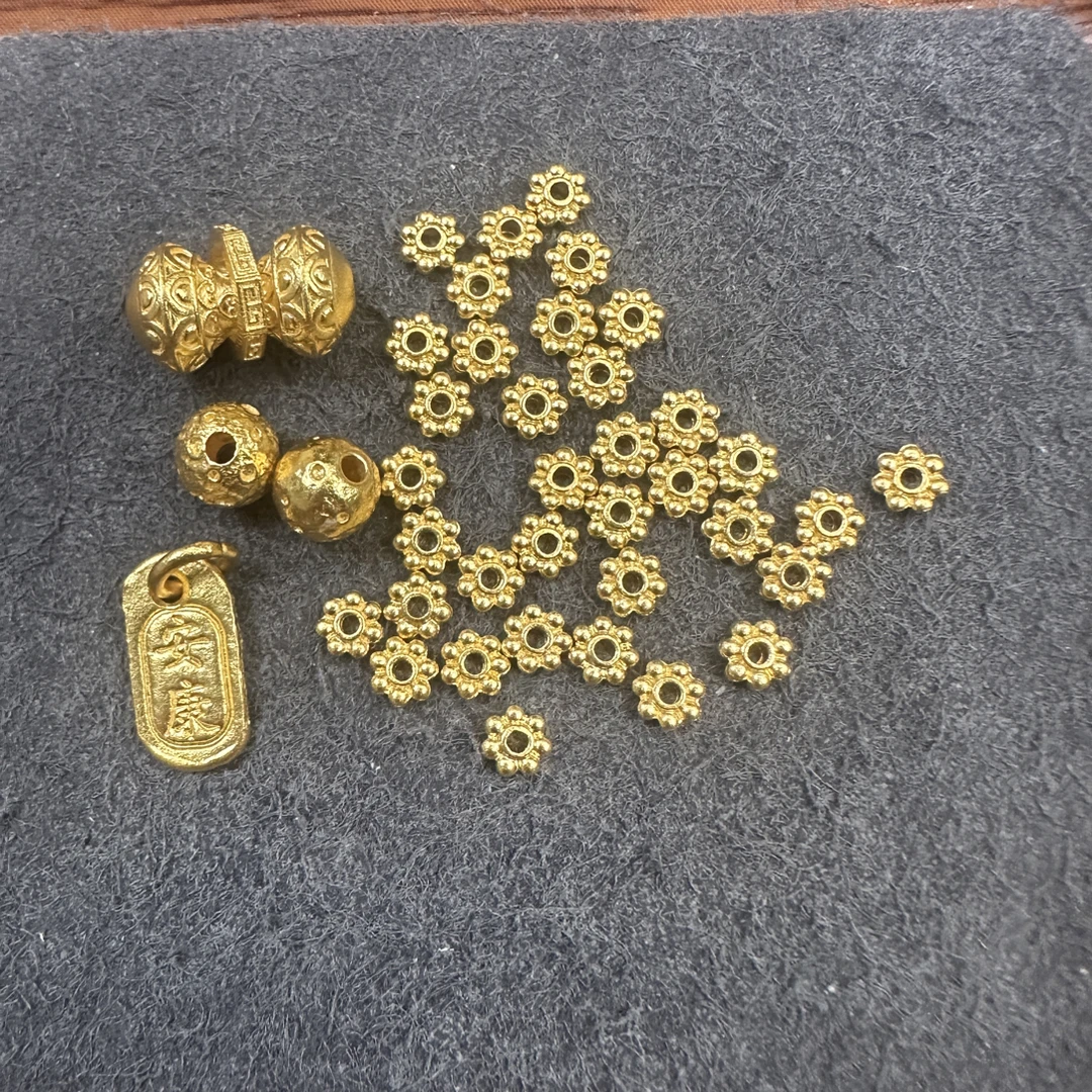 足金999 腰鼓字牌星球珠雪花隔片