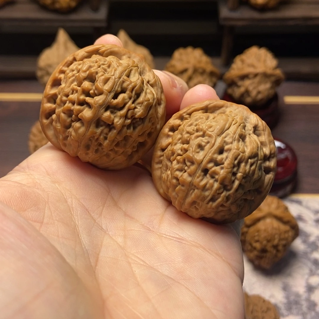 文玩核桃把件全品莲花尺寸38
