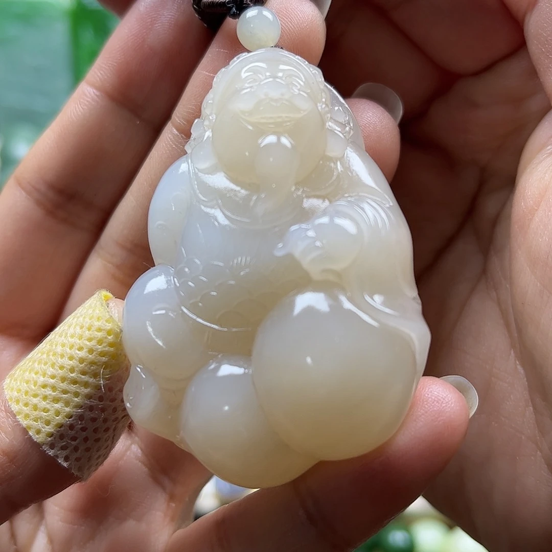 和田玉吊坠未镶嵌