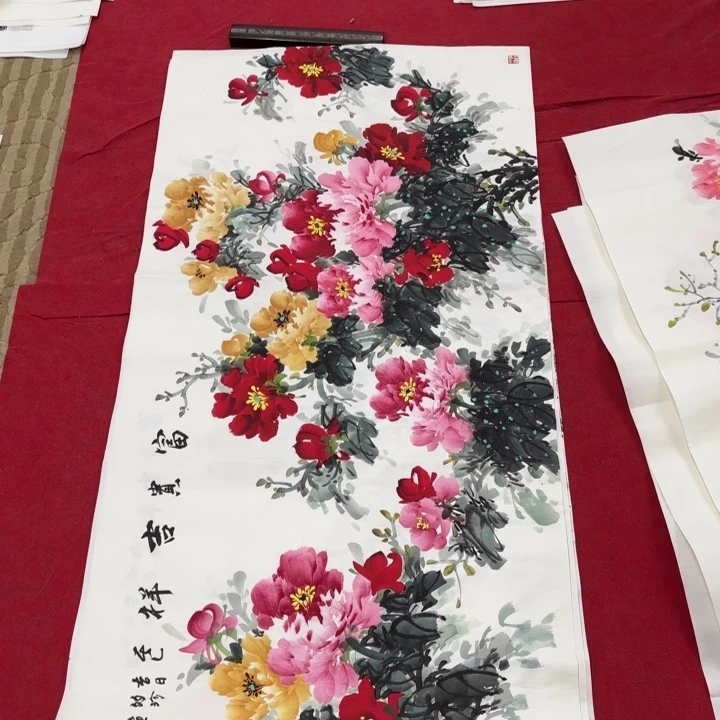 国画花鸟的翅膀和翅膀是一样长