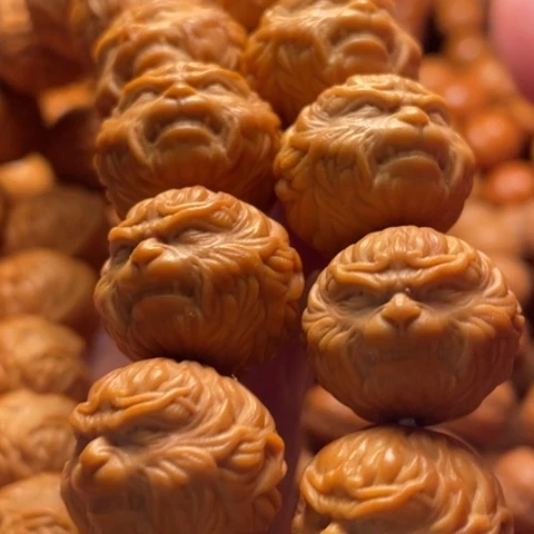 猴头核桃手串易**铁舞台