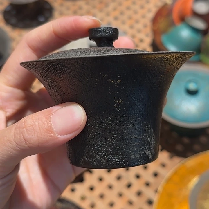 天然大漆马蹄盖碗黑色