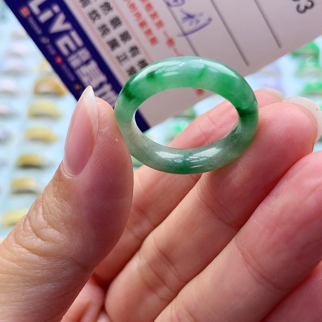翡翠戒指未镶嵌15圈