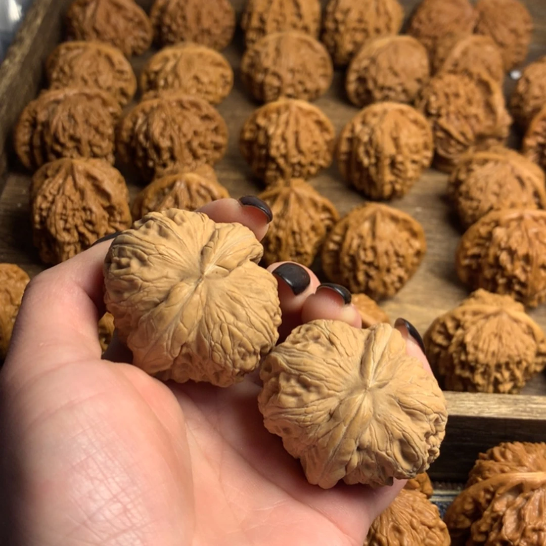 【闪购商品】文玩核桃吊坠一**善元宝