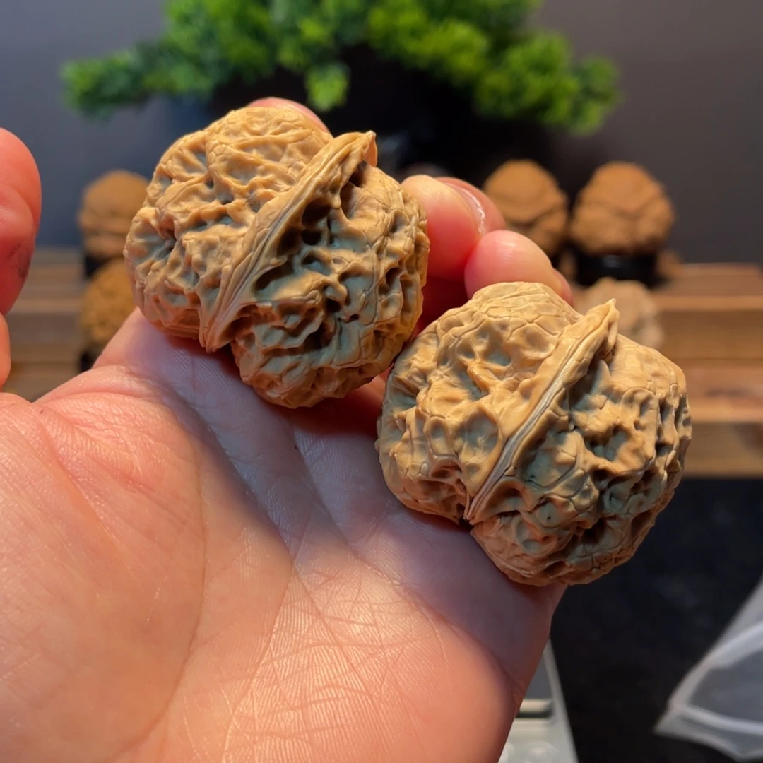 把件文玩核桃云南铁45