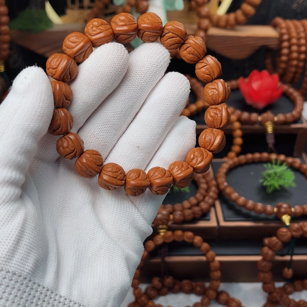 吊坠桃核13玉龙脊手串