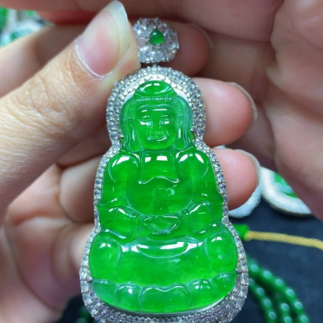 翡翠颈饰银S925镶嵌天然翡翠