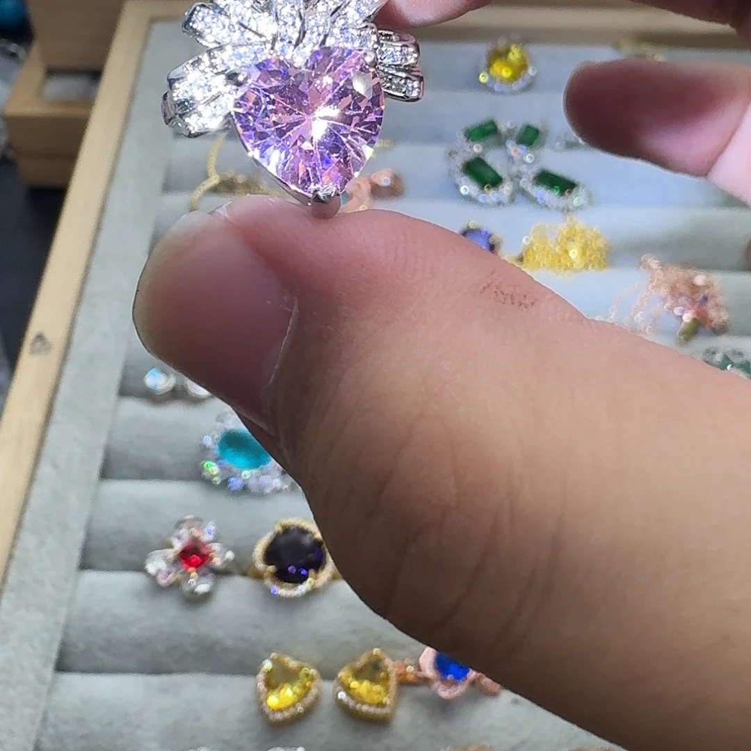 银S925镶嵌戒指水晶