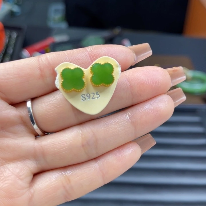 【闪购商品】和田玉（碧玉）耳饰银S925镶嵌