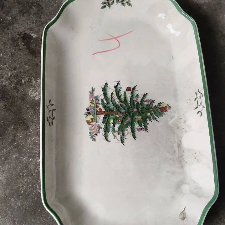 陶瓷盘子碗啥都有