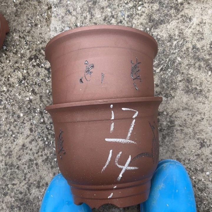 紫砂花盆紫砂的花