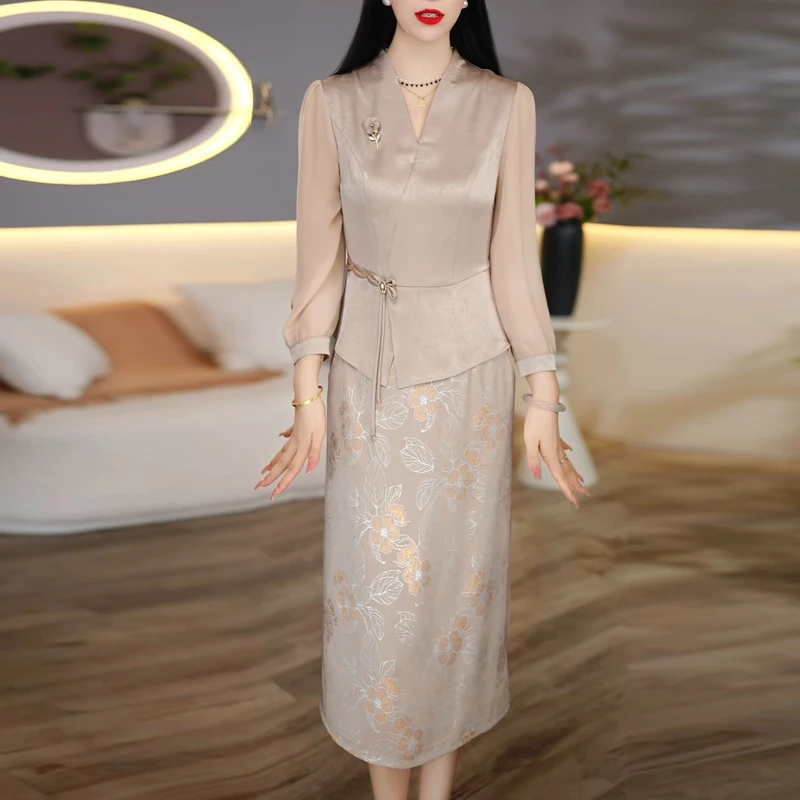 高档暗纹提花锦锻新中式假两件连衣裙2025早秋新款修身显瘦妈妈装