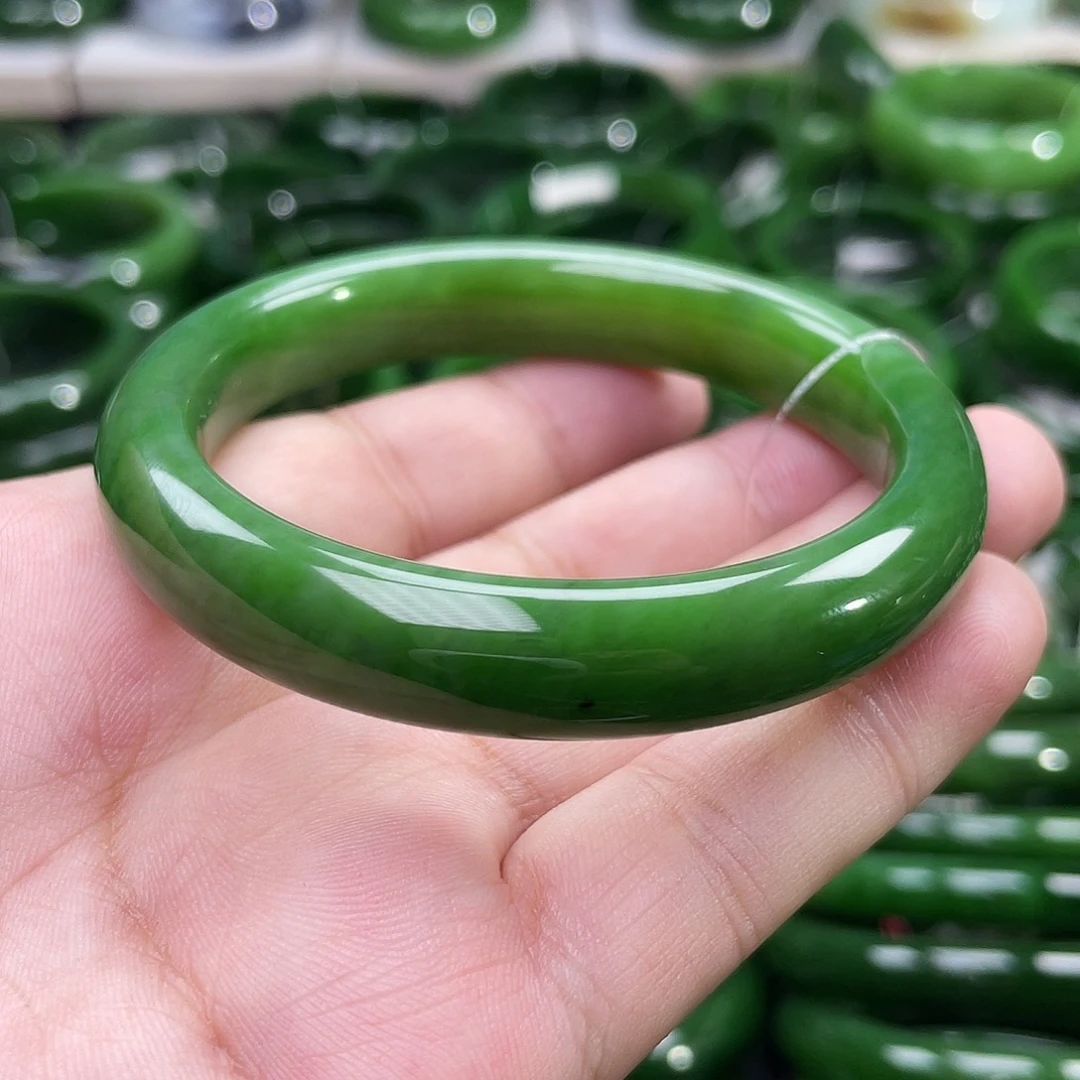 未镶嵌手镯和田玉（碧玉）