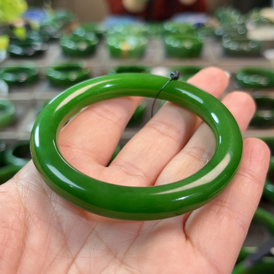 未镶嵌手镯和田玉（碧玉）