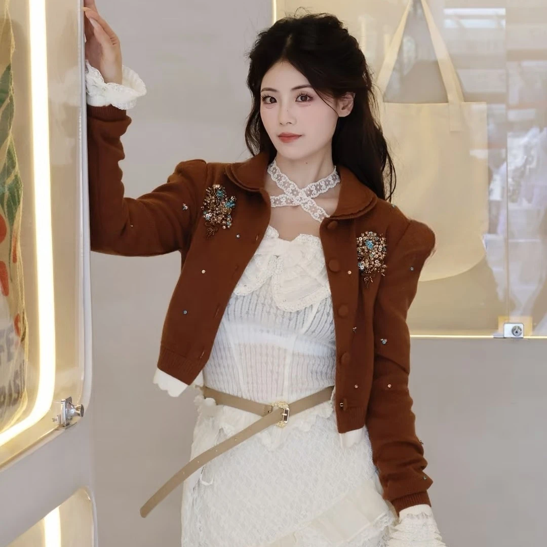 千金焦糖棕重工钉珠宝石娃娃领修身针织衫25秋