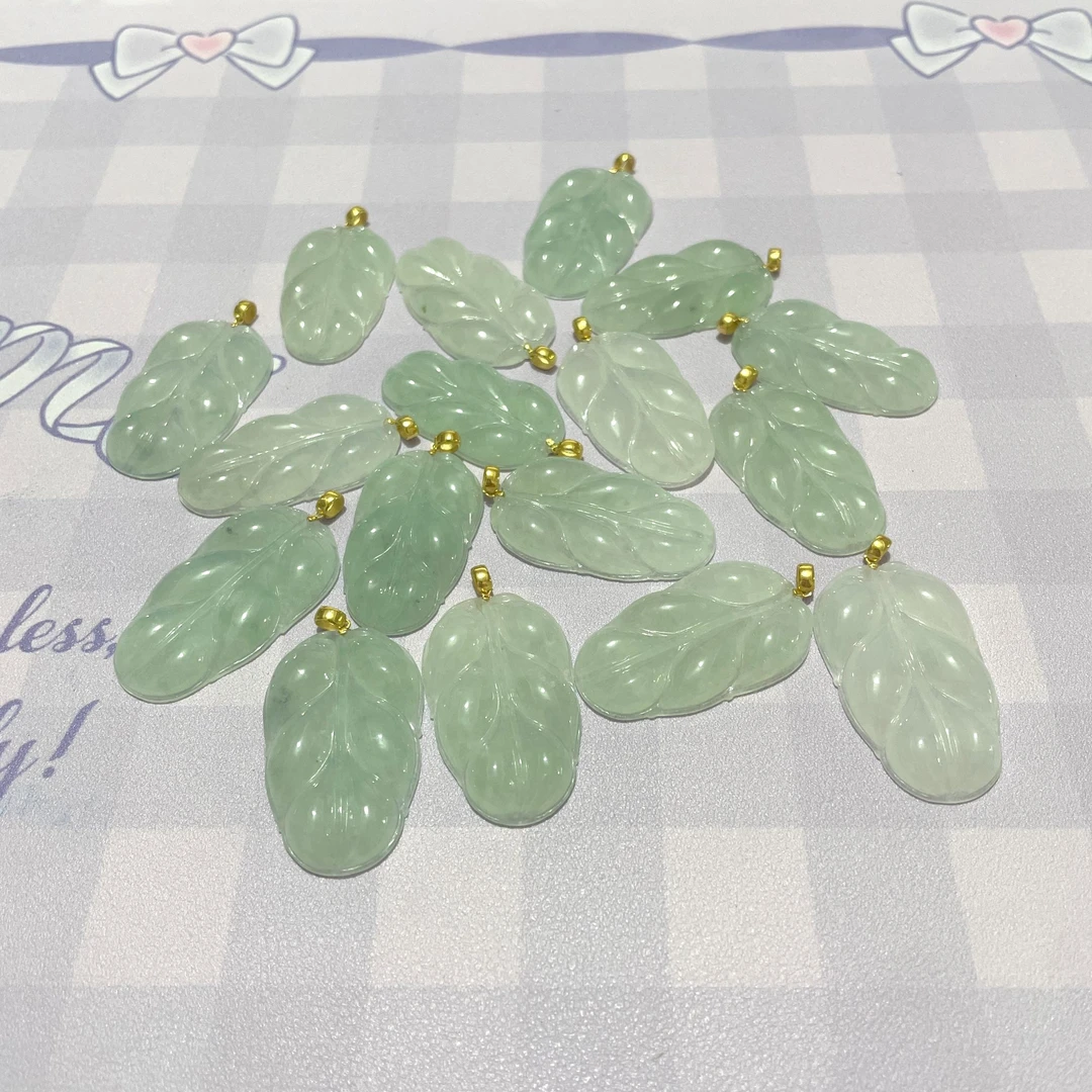 Z30缅甸翡翠A货叶子18K金镶吊坠（多样性发其一）