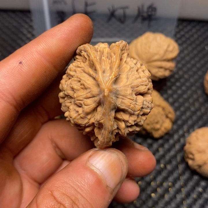 阿***瀚吊坠文玩核桃文玩核桃异形单只